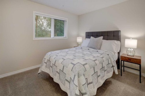 174 Mt Robson Close Se, Calgary, AB 