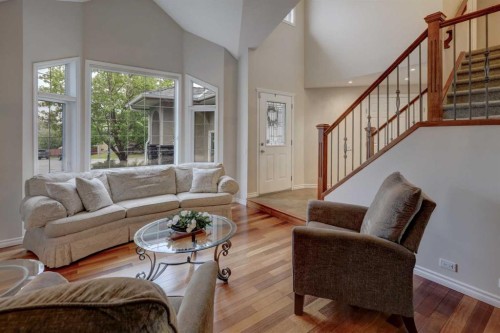 174 Mt Robson Close Se, Calgary, AB 