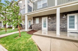 608 Redstone View NE Calgary, AB T3N 0M9