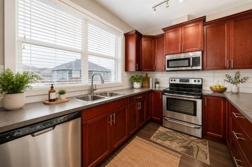 608 Redstone View Ne, Calgary, AB 