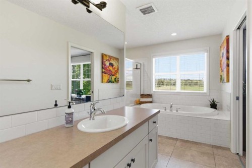 147 Chaparral Valley Way Se, Calgary, AB 