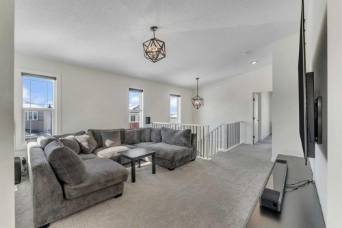 325 Crestmont Drive Sw, Calgary, AB 