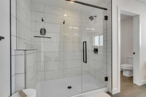 325 Crestmont Drive Sw, Calgary, AB 