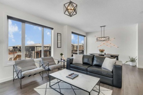 325 Crestmont Drive Sw, Calgary, AB 