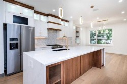 105 Hartford Road NW Calgary, AB T2K 2A7