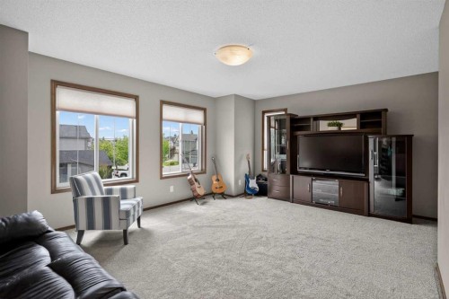 237 Brightonwoods Gardens Se, Calgary, AB 