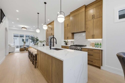 806 23 Avenue Se, Calgary, AB 