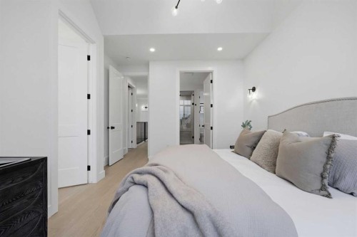 806 23 Avenue Se, Calgary, AB 