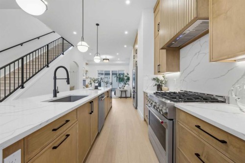 806 23 Avenue Se, Calgary, AB 