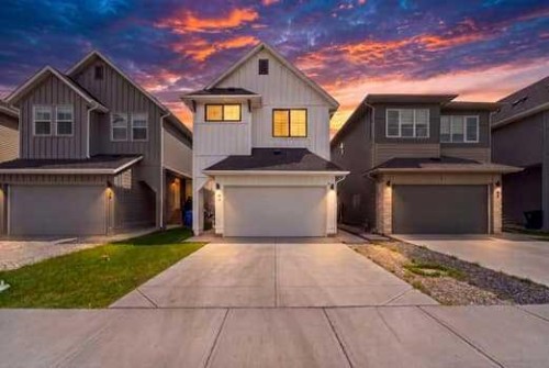84 Copperhead Grove Se, Calgary, AB 