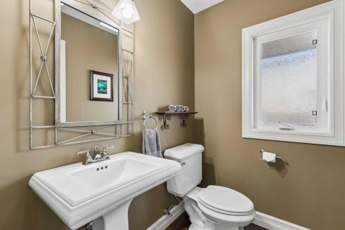 2404 29 Avenue Sw, Calgary, AB 