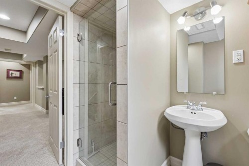 2404 29 Avenue Sw, Calgary, AB 