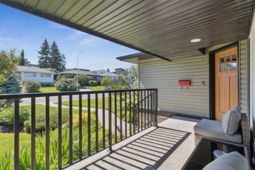 2404 29 Avenue Sw, Calgary, AB 