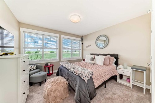320 Rainbow Falls Green, Chestermere, AB 