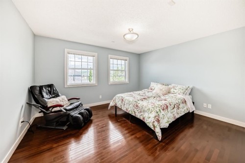 5 River Heights Green, Cochrane, AB 