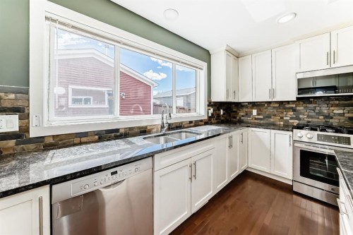 5 River Heights Green, Cochrane, AB 