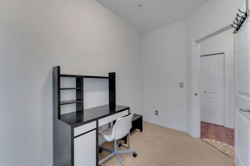 233-3111 34 Avenue Nw, Calgary, AB - Indoor