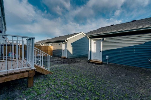 229 Heirloom Way Se, Calgary, AB - Outdoor