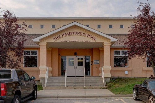 10262 Hamptons Boulevard Nw, Calgary, AB 