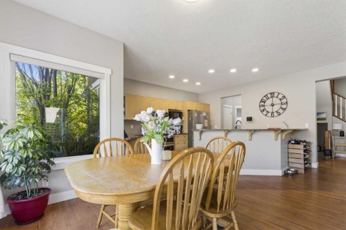 122 Discovery Ridge Way Sw, Calgary, AB - Indoor Photo Showing Dining Room