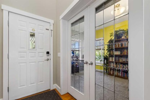 122 Discovery Ridge Way Sw, Calgary, AB - Indoor Photo Showing Other Room