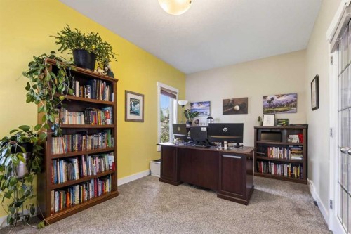 122 Discovery Ridge Way Sw, Calgary, AB - Indoor Photo Showing Office