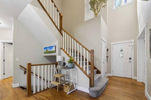 122 Discovery Ridge Way Sw, Calgary, AB - Indoor Photo Showing Other Room