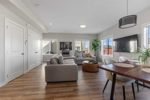 258 Canals Crossing Sw, Airdrie, AB - Indoor Photo Showing Living Room