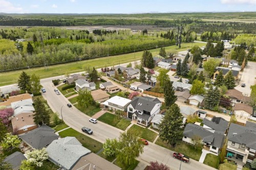 6515 Longmoor Way Sw, Calgary, AB 