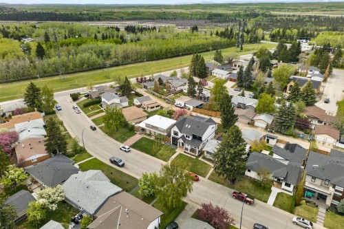 6515 Longmoor Way Sw, Calgary, AB 