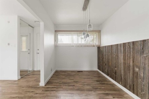 32 Gladeview Crescent Sw, Calgary, AB 