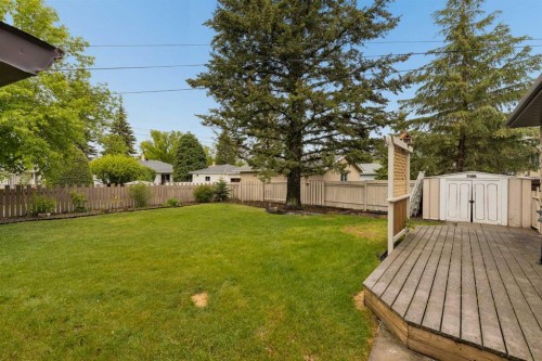 32 Gladeview Crescent Sw, Calgary, AB 