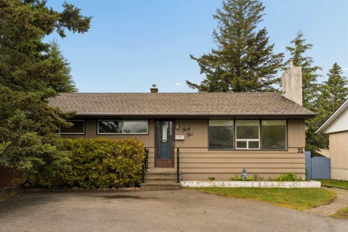32 Gladeview Crescent Sw, Calgary, AB 