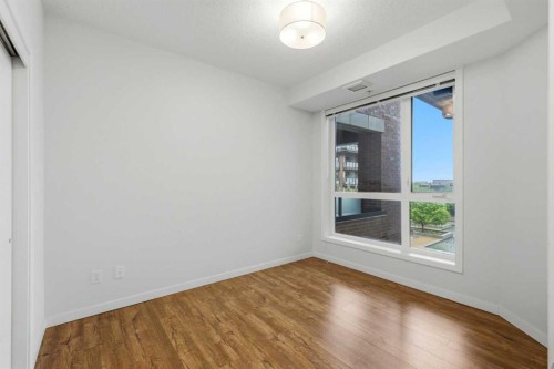 212-122 Mahogany Centre Se, Calgary, AB - Indoor Photo Showing Other Room