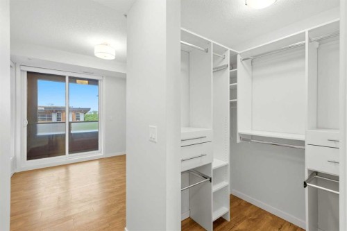 212-122 Mahogany Centre Se, Calgary, AB - Indoor