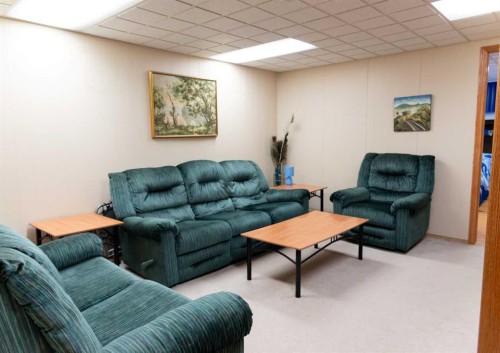 164 Huntford Road Ne, Calgary, AB - Indoor
