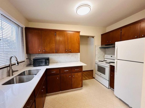 7116 Hunterville Road Nw, Calgary, AB 