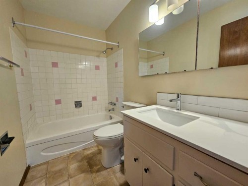 7116 Hunterville Road Nw, Calgary, AB 