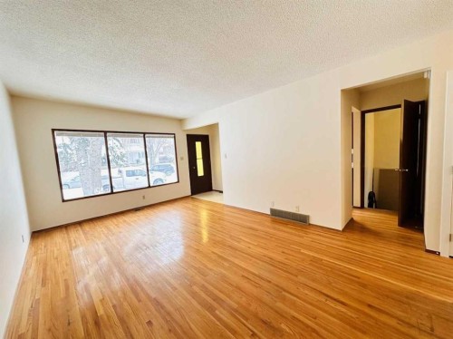 7116 Hunterville Road Nw, Calgary, AB 