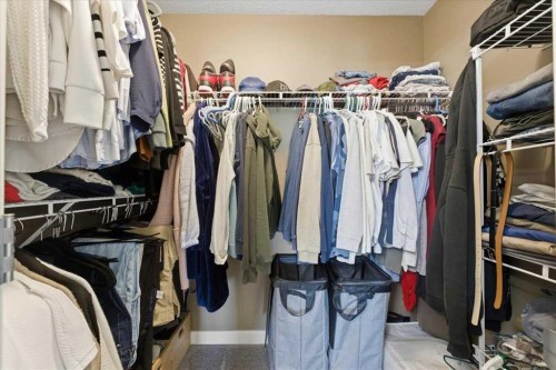 17 Bridlecrest Court Sw, Calgary, AB - Indoor With Storage