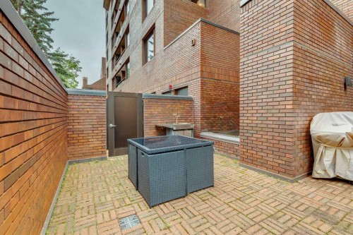 102D-500 Eau Claire Avenue Sw, Calgary, AB - Outdoor With Exterior