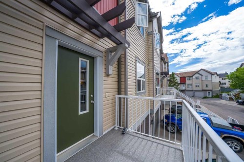 187 Copperstone Cove Se, Calgary, AB 