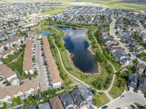 187 Copperstone Cove Se, Calgary, AB 