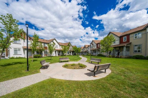 187 Copperstone Cove Se, Calgary, AB 
