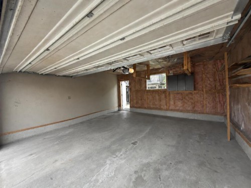 288 Rainbow Falls Drive, Chestermere, AB - Indoor