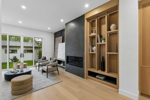 1807 Broadview Road Nw, Calgary, AB - Indoor With Fireplace