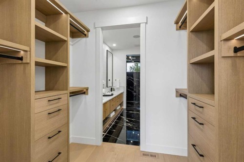 1807 Broadview Road Nw, Calgary, AB - Indoor