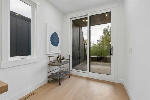 1807 Broadview Road Nw, Calgary, AB - Indoor Photo Showing Other Room