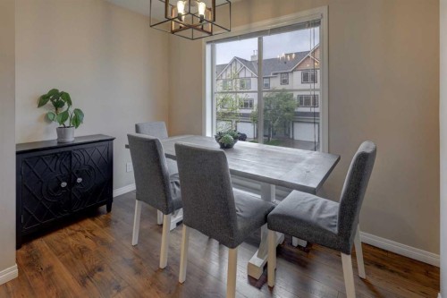 158 Everhollow Heights Sw, Calgary, AB - Indoor Photo Showing Dining Room
