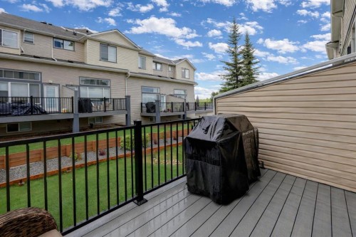 158 Everhollow Heights Sw, Calgary, AB - Outdoor With Deck Patio Veranda With Exterior